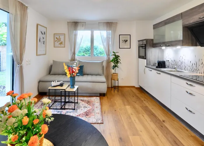 New With Parking And Metro In Front Of The House